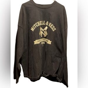 Mitchell & Ness NY From City of Brotherly ❤️ Mens Sweatshirt